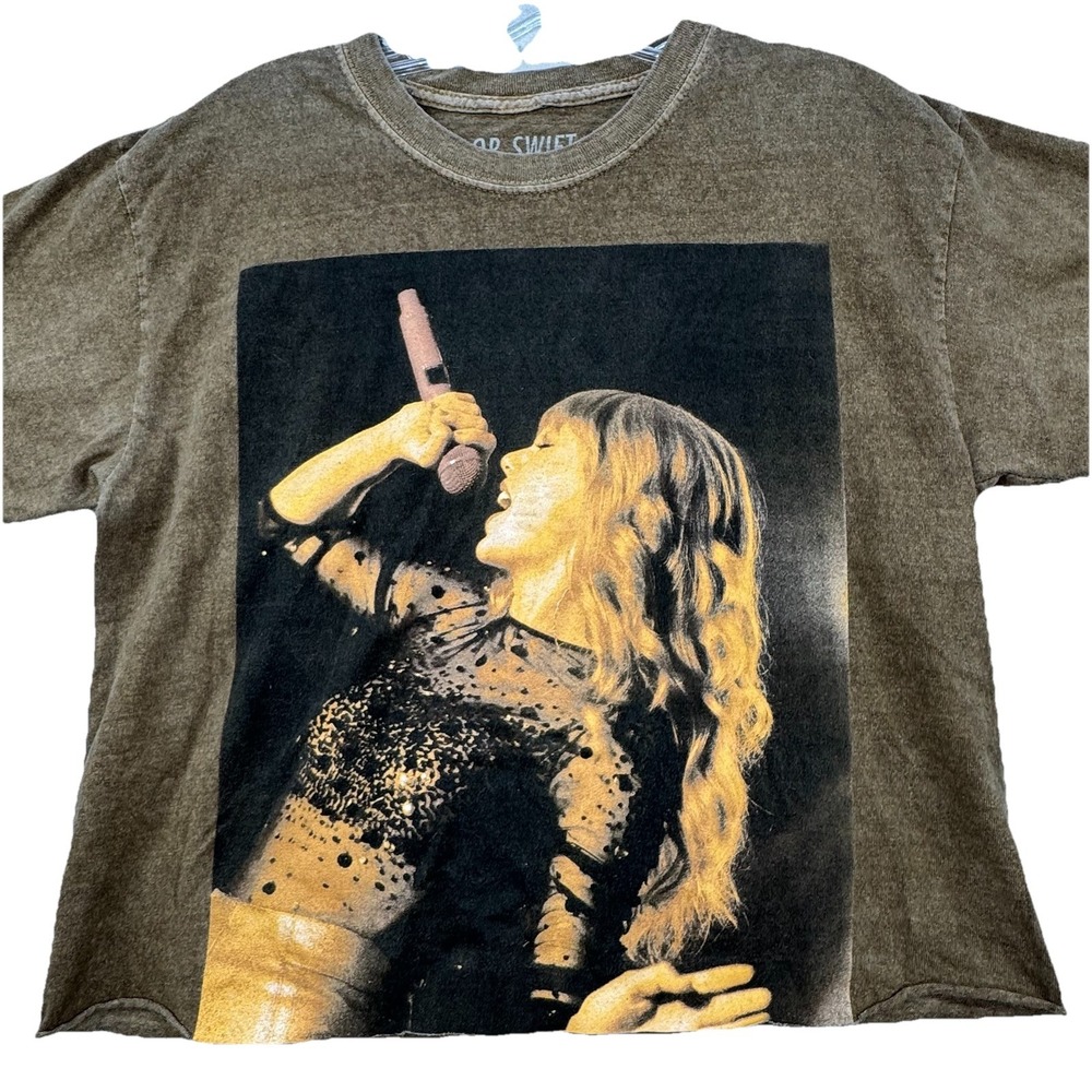 Taylor Swift Red Taylor's Version UO Exclusive Oversized T-Shirt L Puff Print S